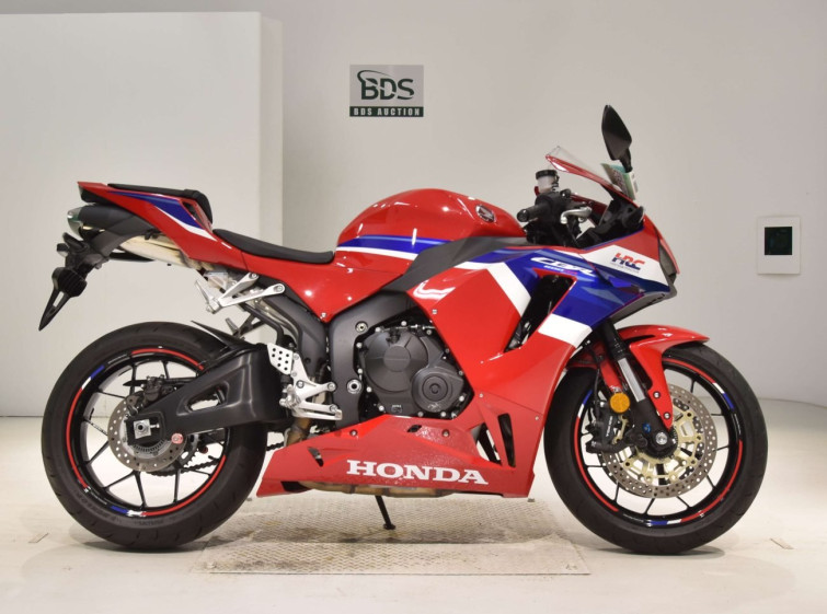 Мотоцикл Honda CBR600RR с пробегом 2359 km
