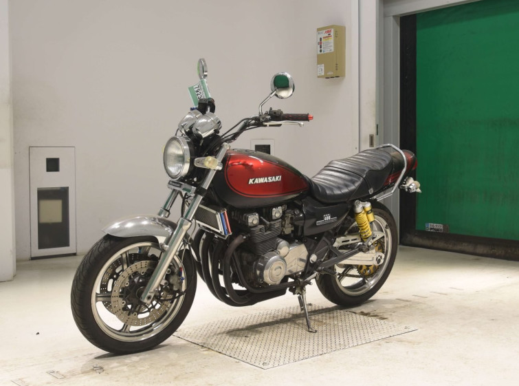 Мотоцикл Kawasaki ZEPHYR400