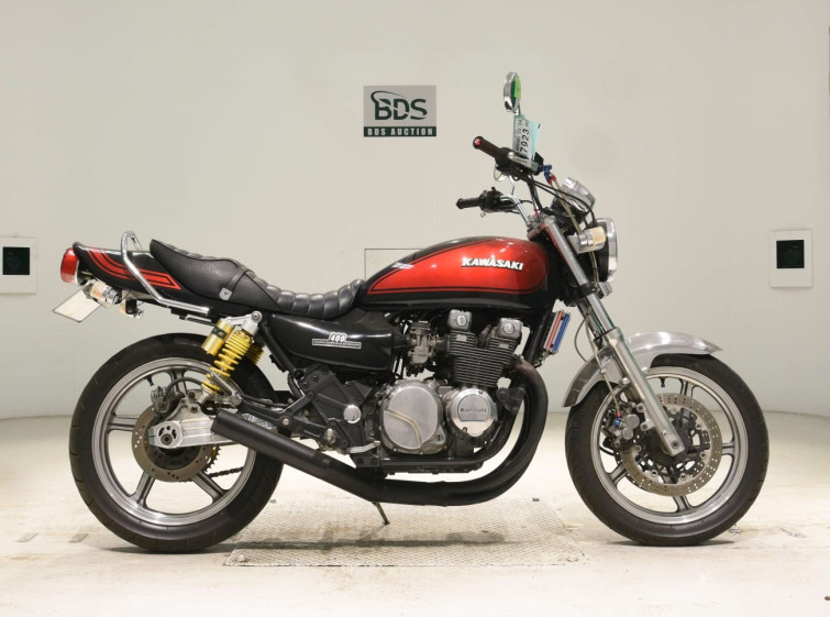 Мотоцикл Kawasaki ZEPHYR400