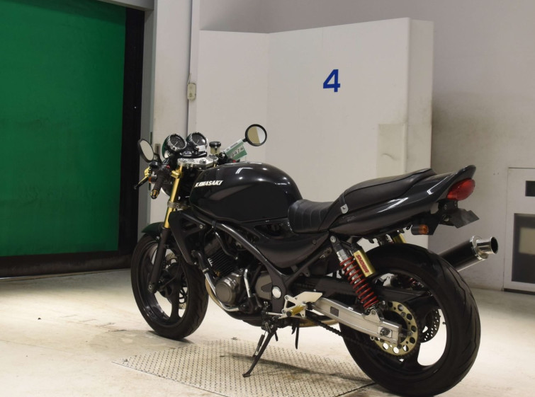 Мотоцикл Kawasaki BALIUS ZR250