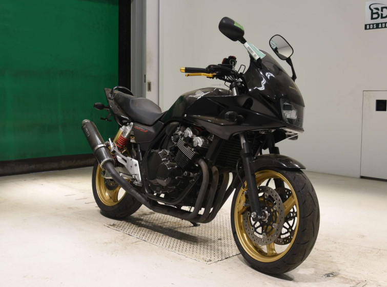 Мотоцикл Honda CB400SFV BOLDOR