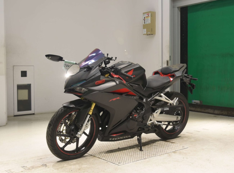 Мотоцикл Honda CBR250RRA з пробігом 994 km