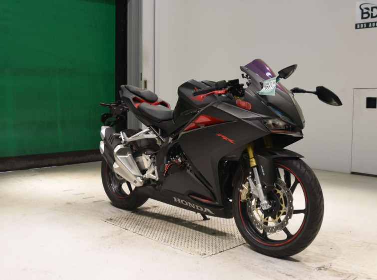 Мотоцикл Honda CBR250RRA з пробігом 994 km