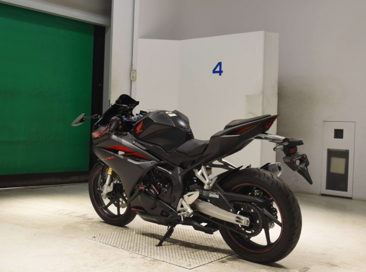 Мотоцикл Honda CBR250RRA з пробігом 994 km
