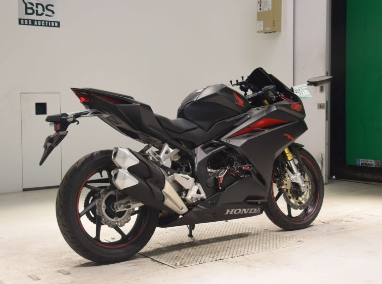 Мотоцикл Honda CBR250RRA з пробігом 994 km