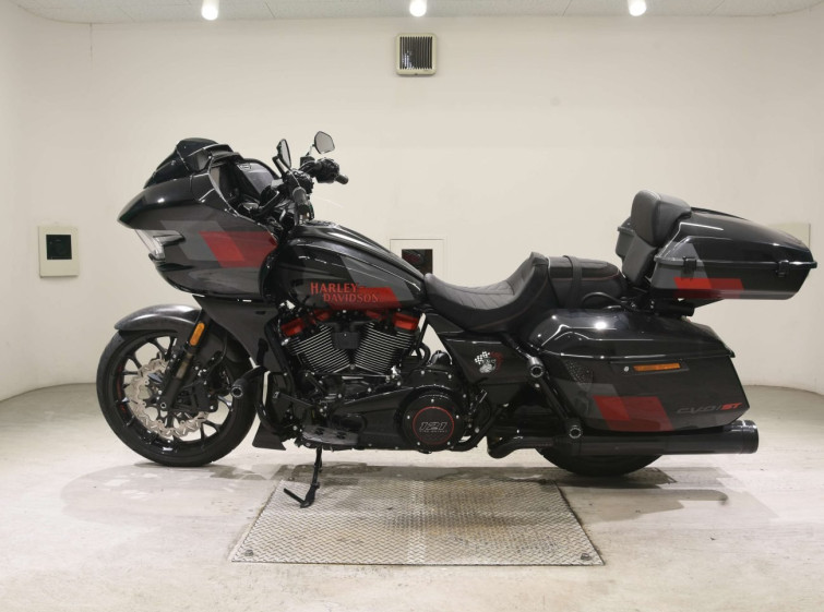 Мотоцикл HD FLTRXSTSE1980CVO з пробігом 837 km