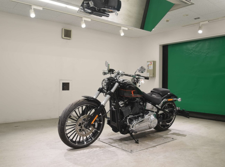 Мотоцикл HD FXBR1920 з пробігом 425 km