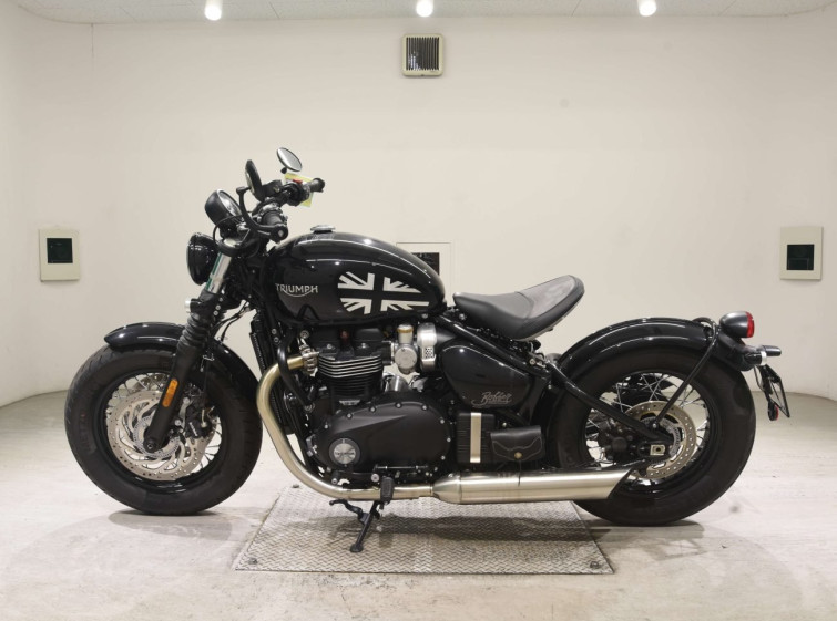 Мотоцикл Triumph BONNEVILLE BOBBER с пробегом 768 km