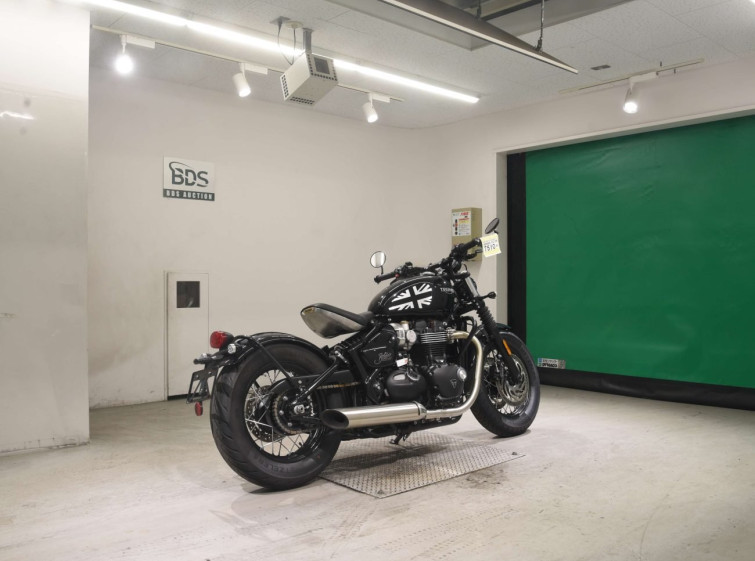 Мотоцикл Triumph BONNEVILLE BOBBER с пробегом 768 km