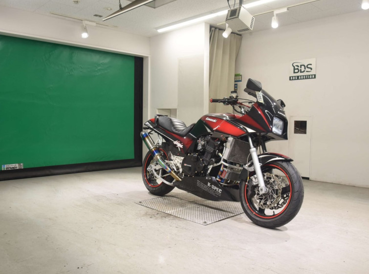 Мотоцикл Kawasaki GPZ900R с пробегом 13516 km