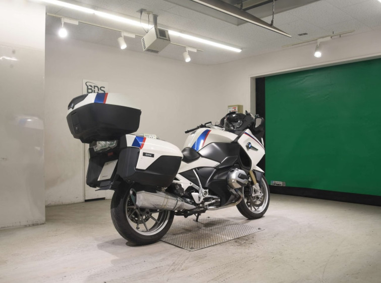Мотоцикл BMW R1200RT з пробігом 9667 km