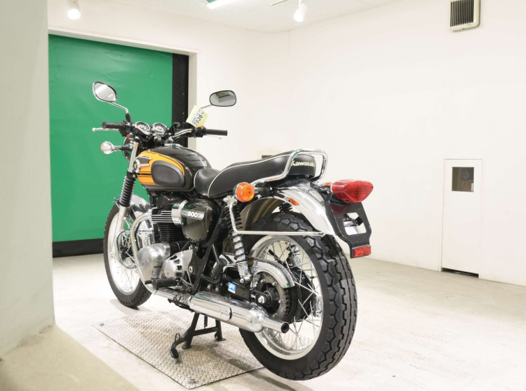 Мотоцикл Kawasaki W800 с пробегом 7497 km