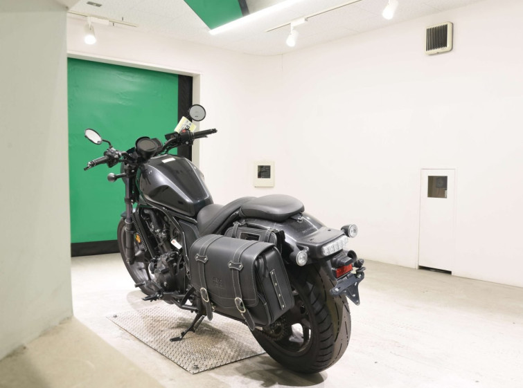 Мотоцикл Honda REBEL CMX1100 з пробігом 15364 km