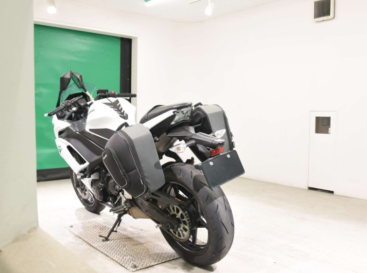 Мотоцикл Kawasaki NINJA650A з пробігом 2682 km
