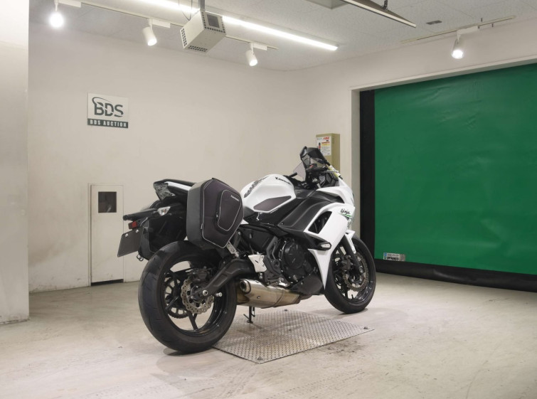 Мотоцикл Kawasaki NINJA650A з пробігом 2682 km