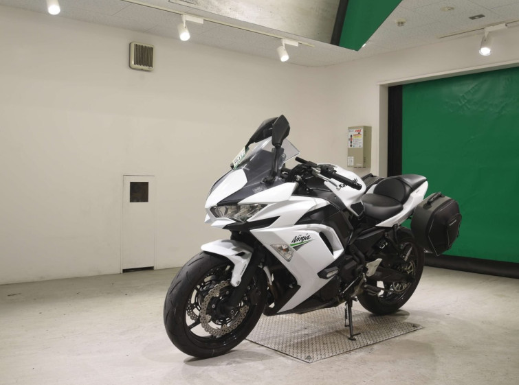 Мотоцикл Kawasaki NINJA650A з пробігом 2682 km
