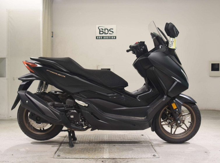 Мотоцикл Honda FORZA-6 с пробегом 9325 km