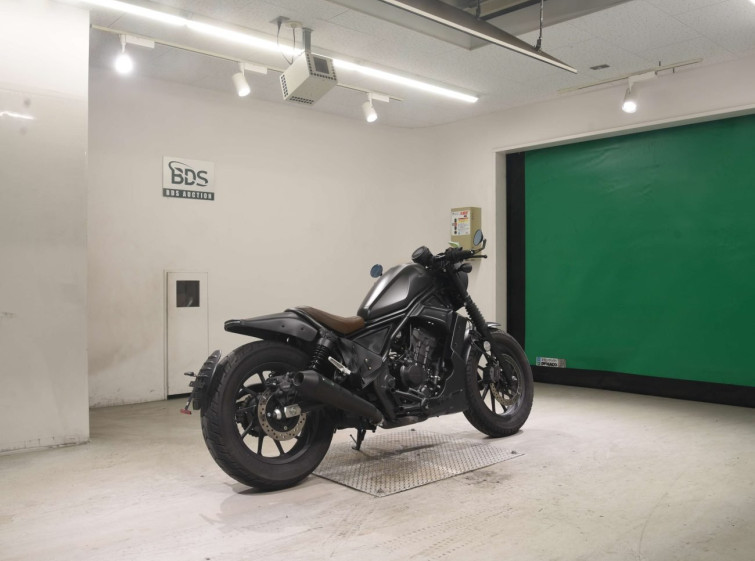 Мотоцикл Honda REBEL S CMX250