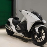 Мотоцикл Honda NM4-01 VULTUS