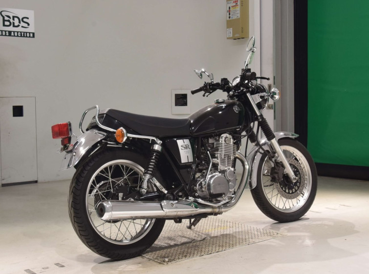 Мотоцикл Yamaha SR400 з пробігом 11181 km