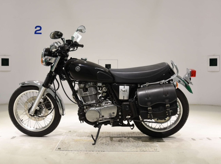 Мотоцикл Yamaha SR400 з пробігом 11181 km