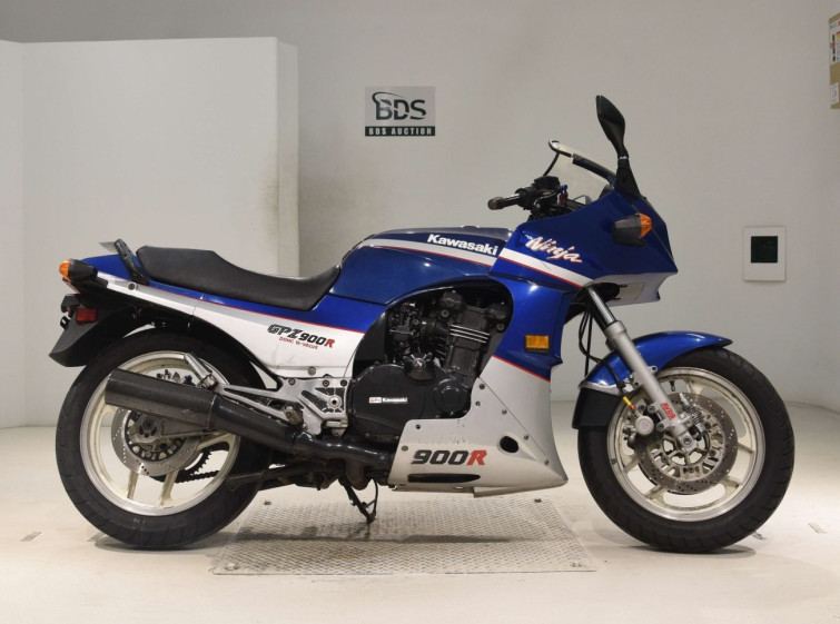 Мотоцикл Kawasaki GPZ900R з пробігом 64690 km