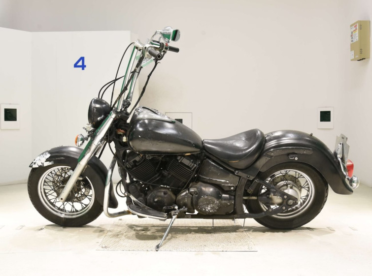 Мотоцикл Yamaha DRAGSTAR XVS400 CLASSIC