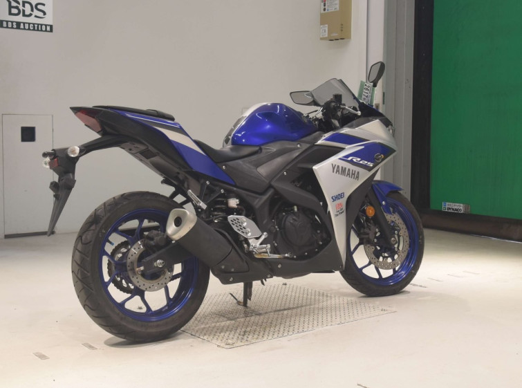 Мотоцикл Yamaha YZF-R25 з пробігом 7310 km