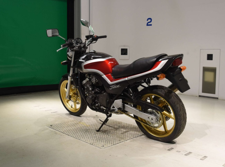 Мотоцикл Honda JADE CB250 з пробігом 2012 km