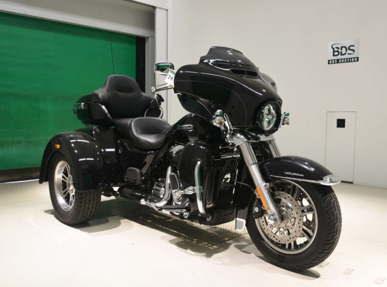 Мотоцикл HD ELECTRA GLIDE FLHTCU1870 TRIKE с пробегом 11537 km