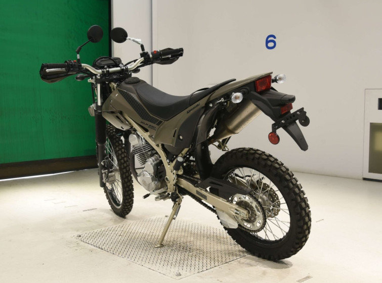Мотоцикл Kawasaki KLX230 SHERPA з пробігом 979 km