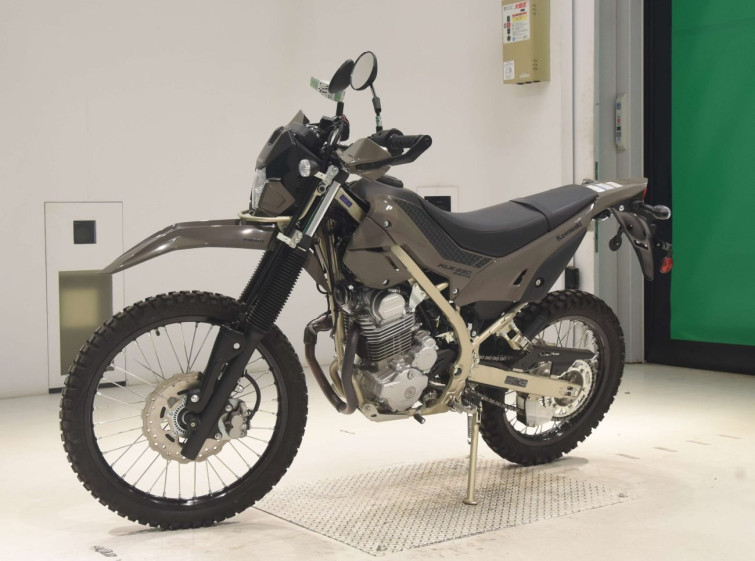 Мотоцикл Kawasaki KLX230 SHERPA з пробігом 979 km