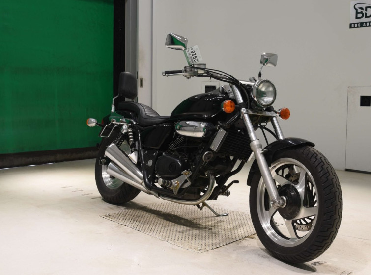 Мотоцикл Honda MAGNA250 с пробегом 17890 km