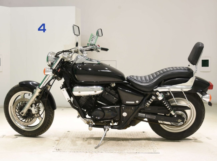 Мотоцикл Honda MAGNA250 с пробегом 17890 km