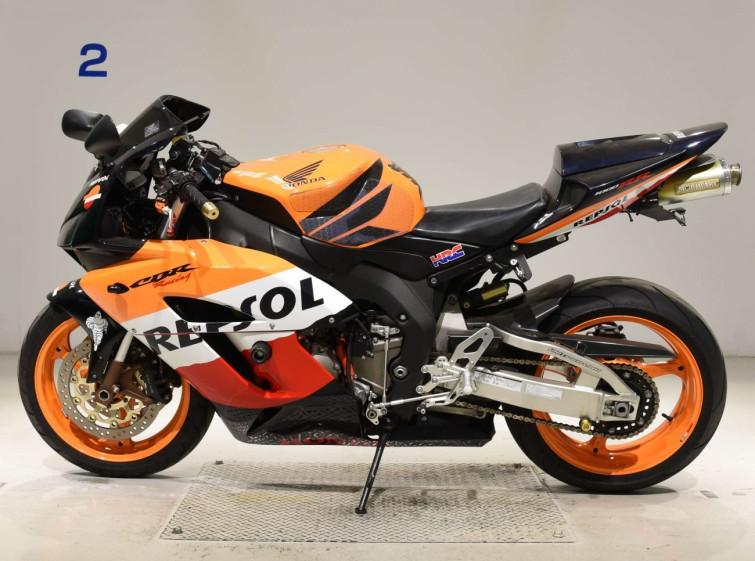 Мотоцикл Honda CBR1000RR з пробігом 39910 km
