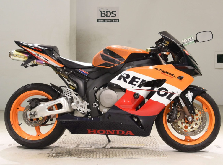 Мотоцикл Honda CBR1000RR з пробігом 39910 km