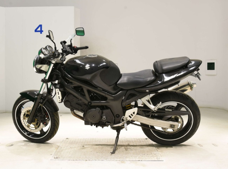Мотоцикл Suzuki SV400 с пробегом 72919 km