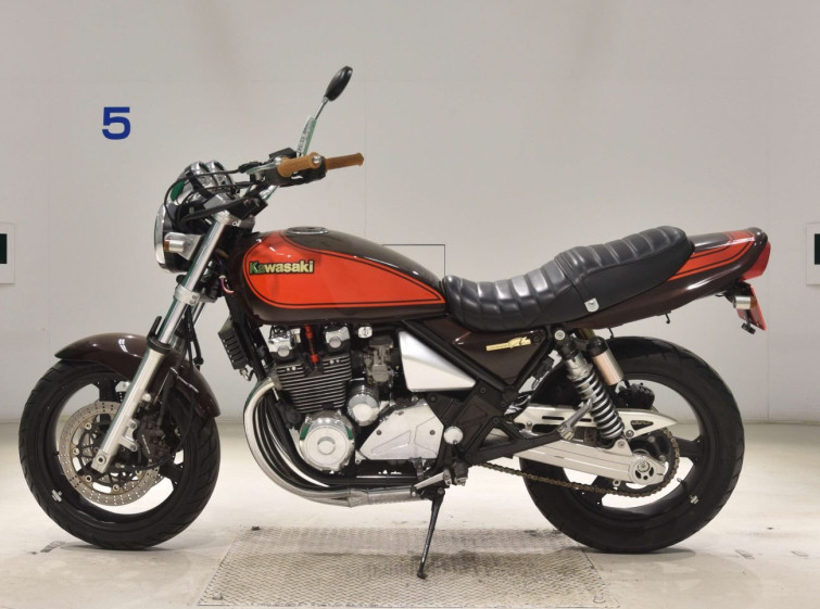 Мотоцикл Kawasaki ZEPHYR400 с пробегом 14852 km