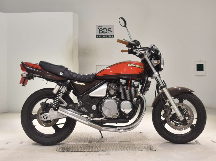 Мотоцикл Kawasaki ZEPHYR400 с пробегом 14852 km