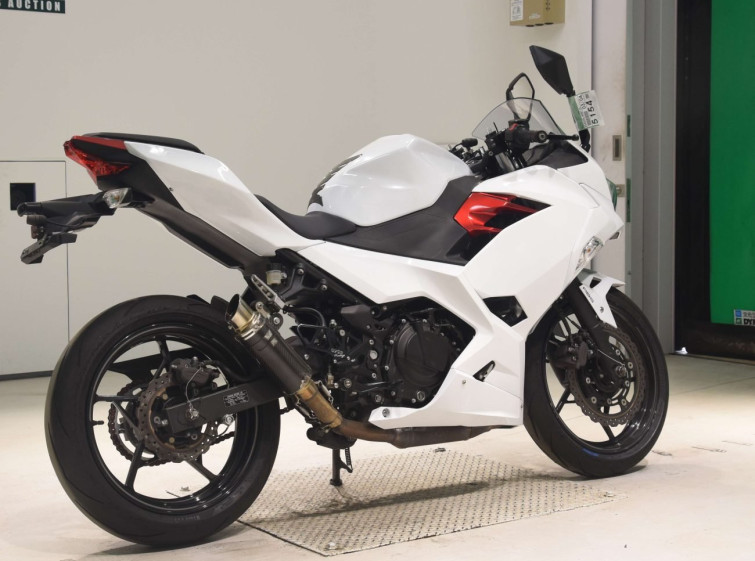 Мотоцикл Kawasaki NINJA400 с пробегом 35888 km