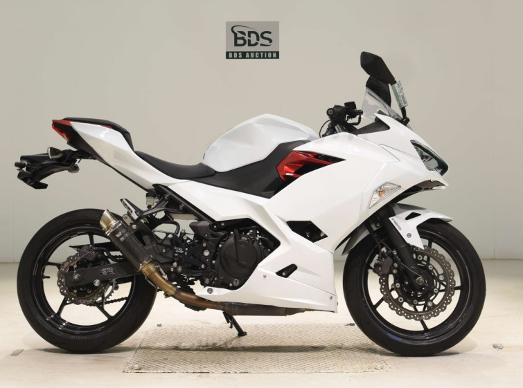 Мотоцикл Kawasaki NINJA400 с пробегом 35888 km