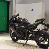 Мотоцикл Kawasaki ZX-4R SE с пробегом 10613 km