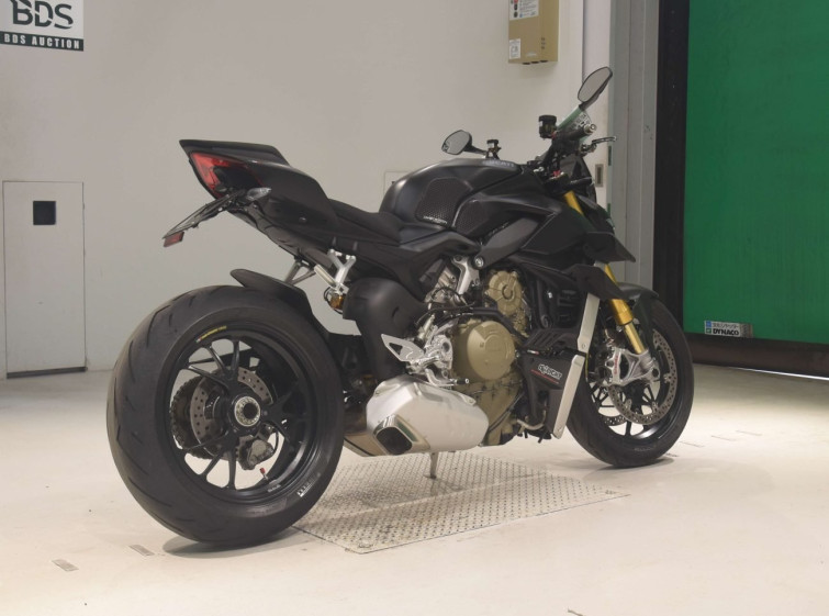 Мотоцикл Ducati STREET FIGHTER V4S з пробігом 7348 km