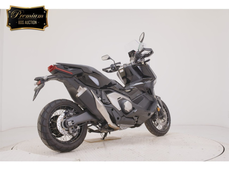 Мотоцикл Honda X-ADV750-2 з пробігом 7377 km
