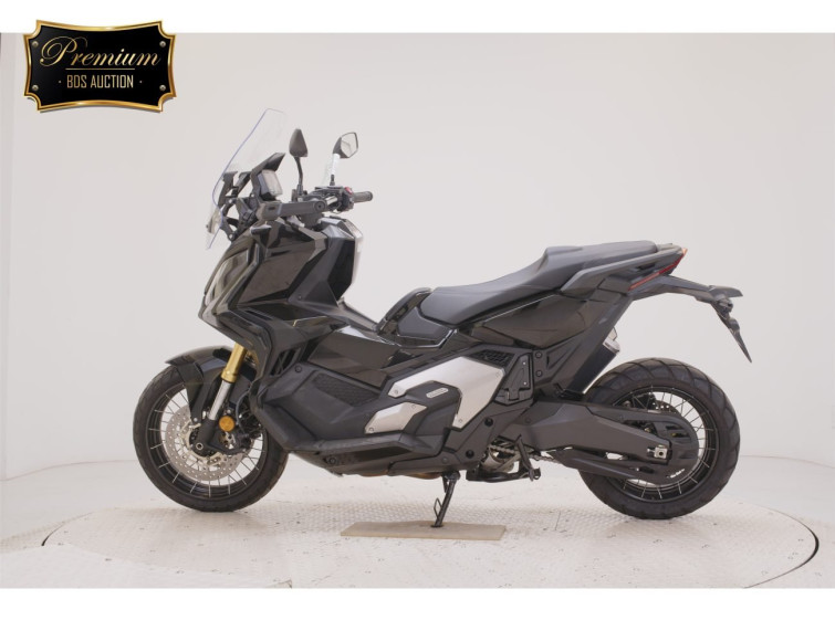 Мотоцикл Honda X-ADV750-2 з пробігом 7377 km