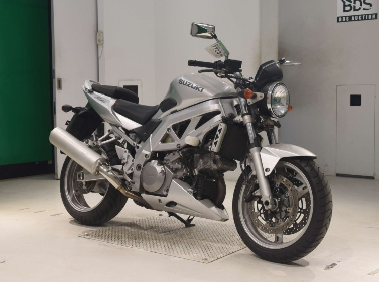 Мотоцикл Suzuki SV1000 з пробігом 34750 km