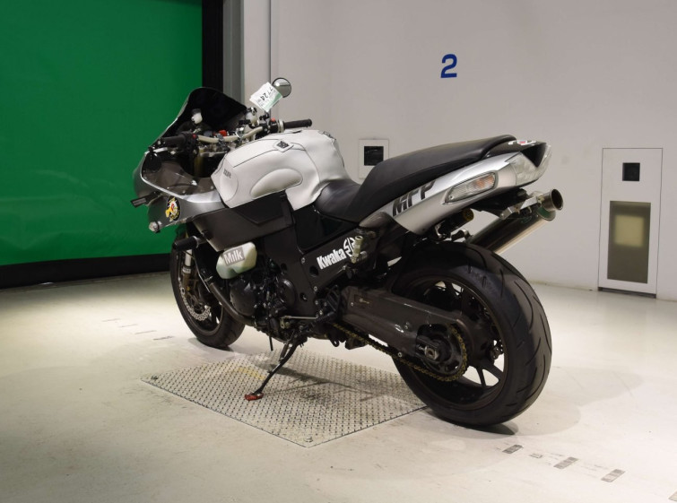 Мотоцикл Kawasaki ZZ-R1400 с пробегом 42704 km