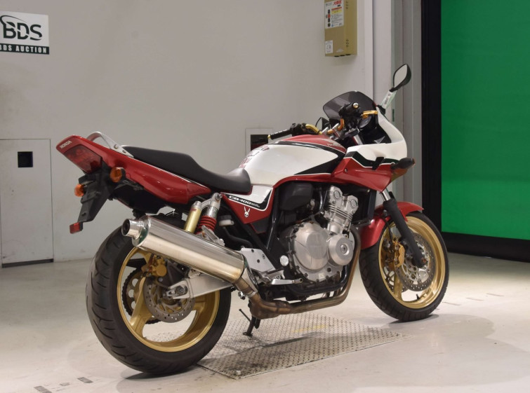Мотоцикл Honda CB400SFV BOLDOR с пробегом 48970 km
