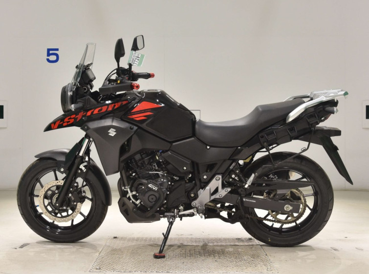 Мотоцикл Suzuki V-STROM DL250 с пробегом 17699 km