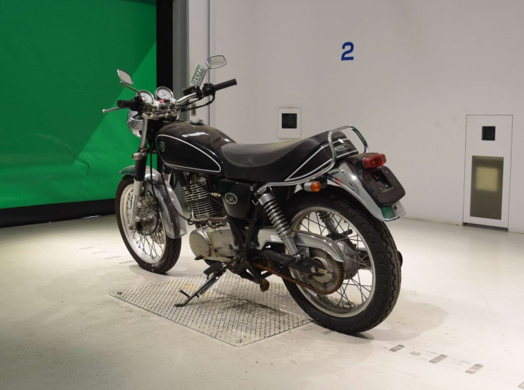 Мотоцикл Yamaha SR400 с пробегом 30580 km